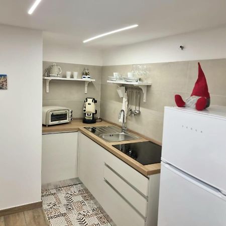 Casa Comoda E Centrale In Quartiere Storico Di Napoli ภายนอก รูปภาพ